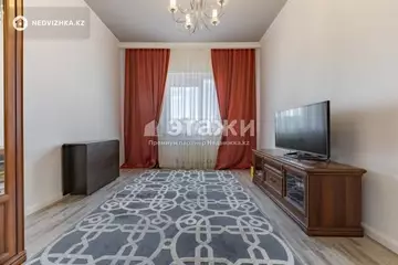 3-комнатная квартира, этаж 12 из 12, 70 м²