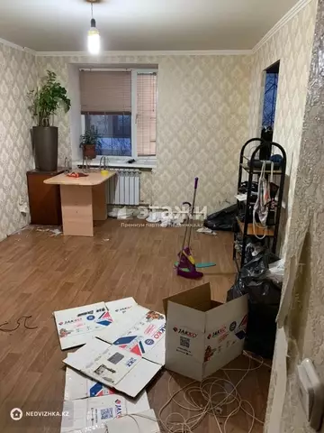 2-комнатная квартира, этаж 5 из 5, 42 м²