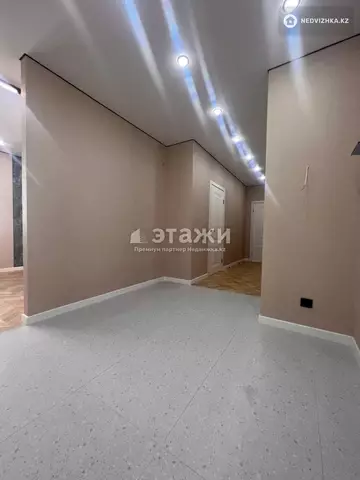 3-комнатная квартира, этаж 7 из 13, 66 м²