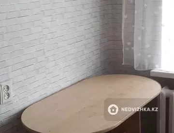 1-комнатная квартира, этаж 4 из 4, 32 м²