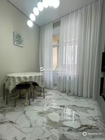 3-комнатная квартира, этаж 4 из 5, 91 м²