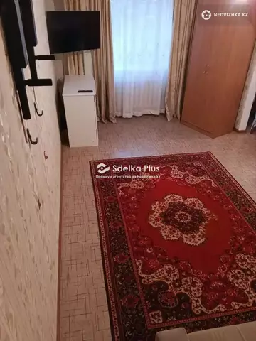 1-комнатная квартира, этаж 1 из 10, 37 м²