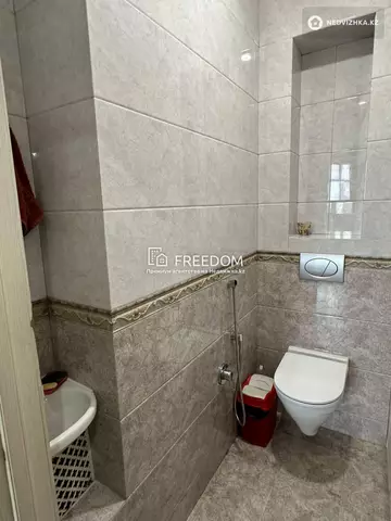 3-комнатная квартира, этаж 9 из 10, 69 м²