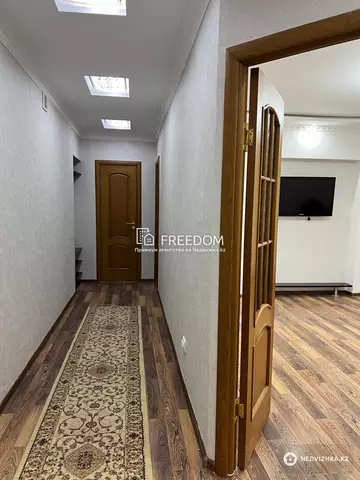 2-комнатная квартира, этаж 1 из 9, 56 м²