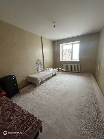 60 м², 2-комнатная квартира, этаж 4 из 10, 60 м², изображение - 5