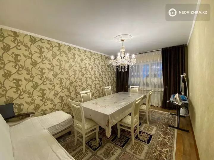 100 м², 5-комнатная квартира, этаж 2 из 5, 100 м², изображение - 1