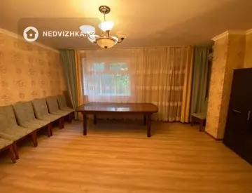 5-комнатный дом, 4 соток, 144 м²