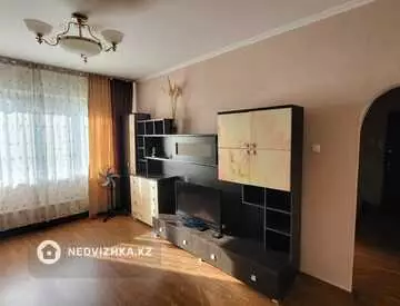 2-комнатная квартира, этаж 8 из 9, 62 м²