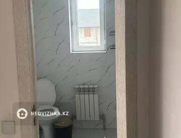 2-комнатная квартира, этаж 2 из 2, 40 м², на длительный срок