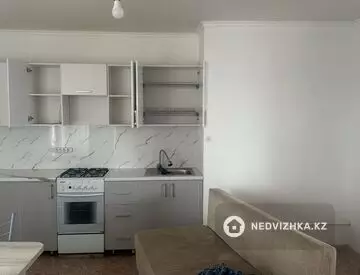 2-комнатная квартира, этаж 2 из 2, 40 м², на длительный срок