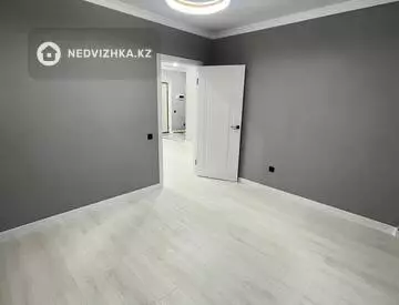 2-комнатная квартира, этаж 5 из 12, 52 м²