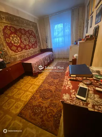 2-комнатная квартира, этаж 3 из 5, 45 м²