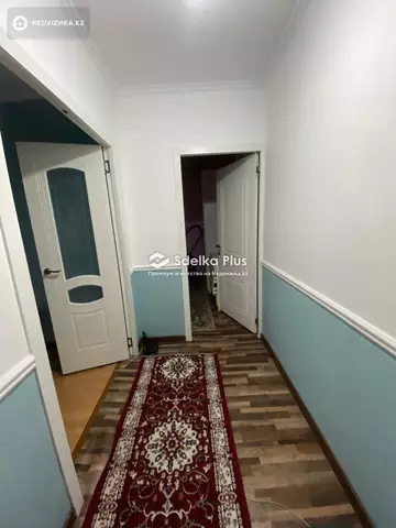 2-комнатная квартира, этаж 3 из 5, 53 м²