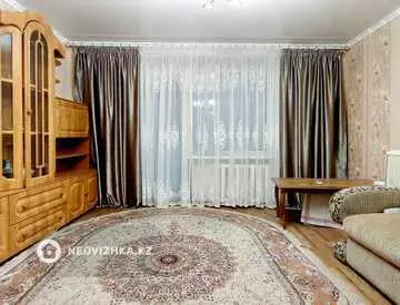 3-комнатная квартира, этаж 2 из 6, 65 м², на длительный срок