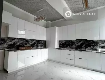 240 м², 8-комнатный дом, 15 соток, 240 м², изображение - 11