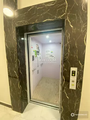 3-комнатная квартира, этаж 4 из 6, 134 м²