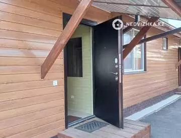 2-комнатный дом, 3 соток, 45 м², на длительный срок