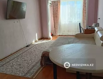 3-комнатная квартира, этаж 2 из 5, 60 м²