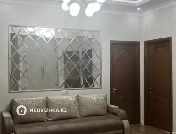 3-комнатная квартира, этаж 8 из 18, 120 м²