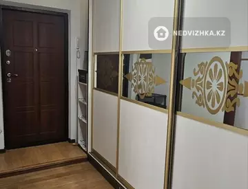 3-комнатная квартира, этаж 3 из 19, 97 м²