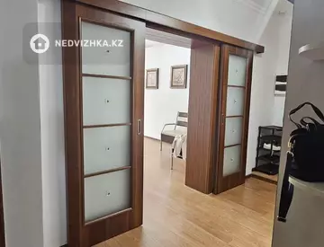 3-комнатная квартира, этаж 3 из 19, 97 м²