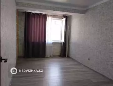 3-комнатная квартира, этаж 4 из 5, 80 м²