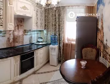 3-комнатная квартира, этаж 2 из 5, 64 м²