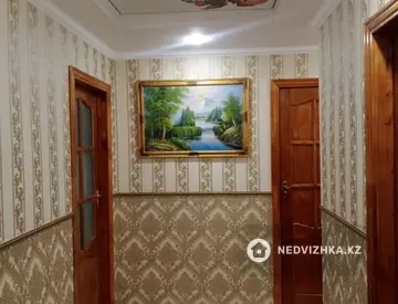 3-комнатная квартира, этаж 2 из 5, 64 м²