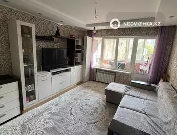 2-комнатная квартира, этаж 4 из 5, 51 м²