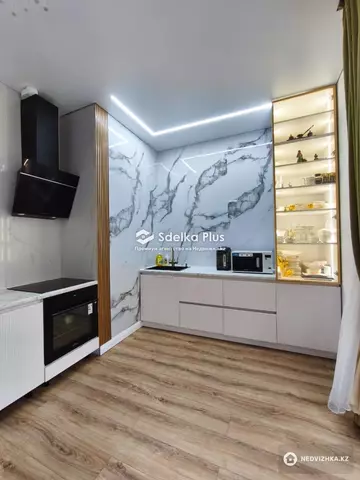 3-комнатная квартира, этаж 9 из 15, 98 м²