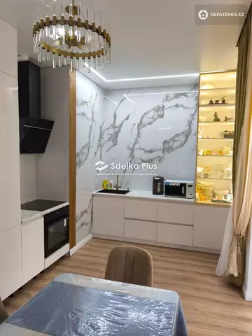 3-комнатная квартира, этаж 9 из 15, 98 м²