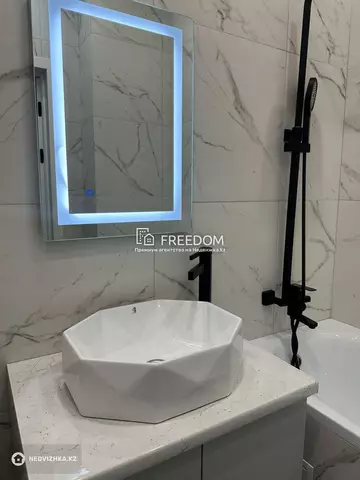 1-комнатная квартира, этаж 6 из 9, 39 м²