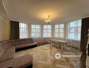 3-комнатная квартира, этаж 7 из 10, 91 м²