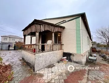 5-комнатный дом, 10 соток, 140 м²