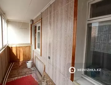 3-комнатная квартира, этаж 4 из 6, 93 м²