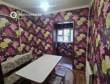 2-комнатная квартира, этаж 1 из 5, 55 м²