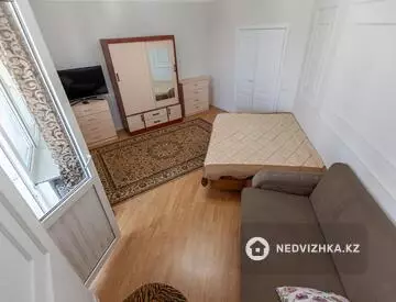 1-комнатная квартира, этаж 11 из 13, 46 м²