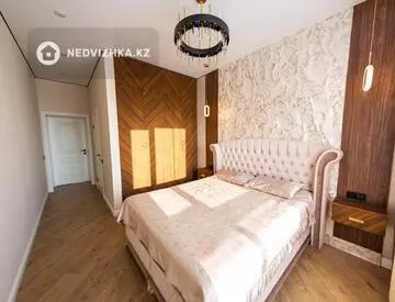 3-комнатная квартира, этаж 9 из 10, 90 м²