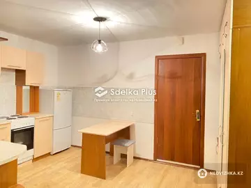 1-комнатная квартира, этаж 4 из 5, 30 м²