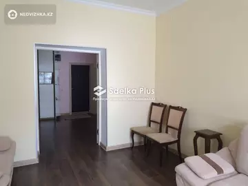 3-комнатная квартира, этаж 1 из 9, 103 м²