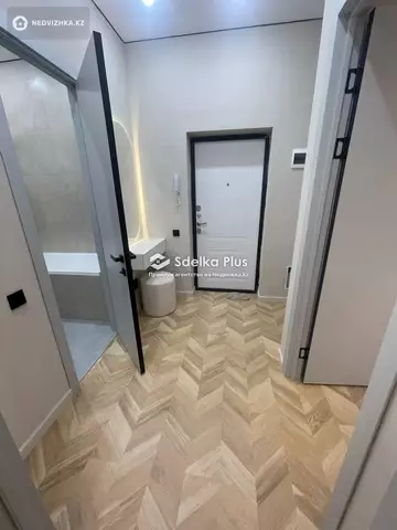 2-комнатная квартира, этаж 1 из 9, 35 м²