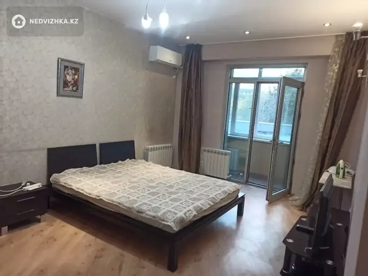 80 м², 2-комнатная квартира, этаж 3 из 22, 80 м², на длительный срок, изображение - 1