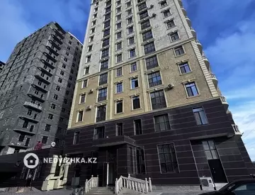 3-комнатная квартира, этаж 9 из 16, 110 м²