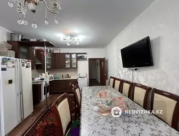 2-комнатная квартира, этаж 7 из 10, 72 м²