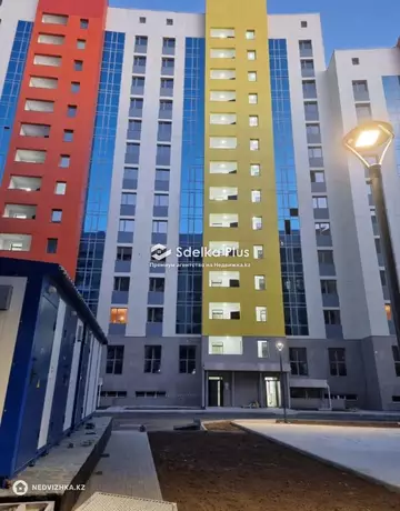 1-комнатная квартира, этаж 13 из 13, 43 м²