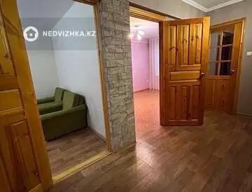 3-комнатная квартира, этаж 2 из 5, 74 м²