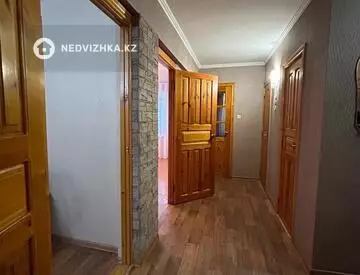 3-комнатная квартира, этаж 2 из 5, 74 м²