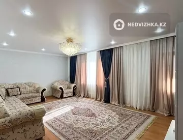 3-комнатная квартира, этаж 8 из 9, 100 м²