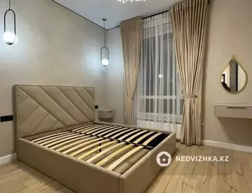 1-комнатная квартира, этаж 8 из 12, 50 м²