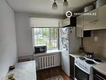 2-комнатная квартира, этаж 1 из 5, 42 м²